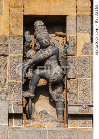 Dwarpala of Shiva or demon guardian on Gopuram of Nataraja Temple, Chidambaram, Tamil Nadu, India Dwarpala of Shiva or demon guardian on Gopuram of Nataraja Temple, Chidambaram, Tamil Nadu, India 95332169