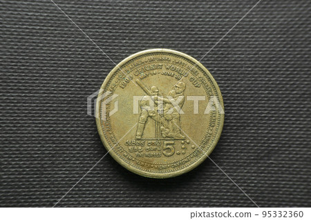 5 Rupees Sri Lanka Coin of 1999 Cricket World Cup, Front view 5 Rupees Sri Lanka Coin of 1999 Cricket World Cup, Front view 95332360