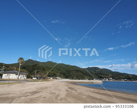 平尾町“丸山海濱公園”享受游泳和釣魚 95333106