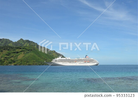 French Polynesia Moorea Island Scenery Cruise Ship 95333123