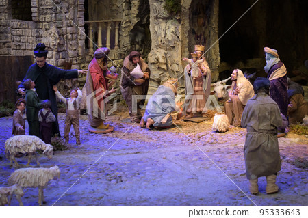 traditional italian nativity scene 95333643