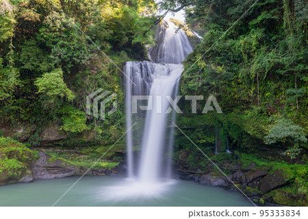 <<Oita Prefecture>> Jionnotaki Falls Amagasecho, Hita City <<Oita Prefecture>> Jionnotaki Falls Amagasecho, Hita City 95333834