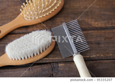 Pet grooming brush set: pet care brush and comb 95335207