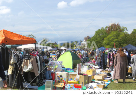 跳蚤市場 95335241