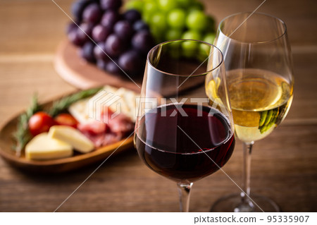 葡萄酒和意大利 95335907