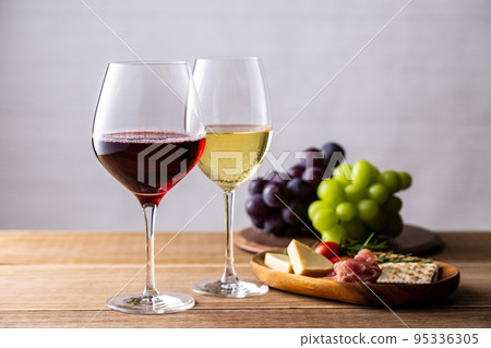 Wine and cooking 95336305