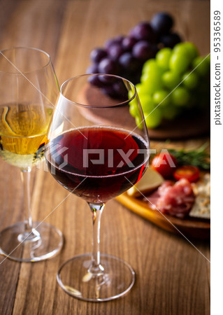 葡萄酒和烹飪 95336589