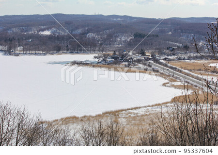 Roads and tracks seen from the Sarubo Observatory "Hokkaido Kushiro" Roads and tracks seen from the Sarubo Observatory "Hokkaido Kushiro" 95337604