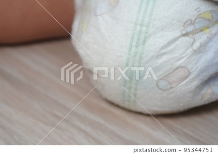 尿布 95344751
