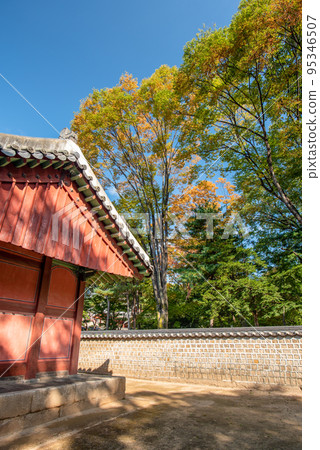 Jongmyo Confucian shrine of the Korean Joseon Dynasty in Seoul, South Korea 95346507