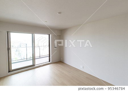 Newly built apartment 95346784