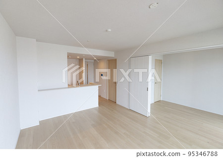 Newly built apartment 95346788