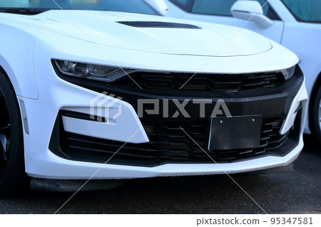 White sports car image 95347581