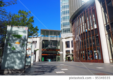 Akasaka Sacas Akasaka Sacas 95349335