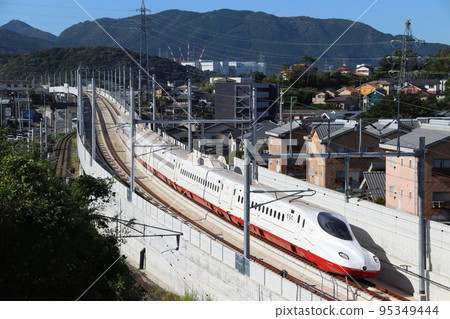 西九州新幹線海鷗：N700S系列（武雄溫泉⇔長崎） 95349444