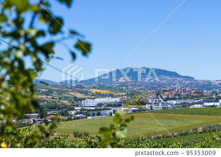 Distant view of the Republic of San Marino 95353009