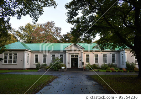 Hokkaido University 95354236