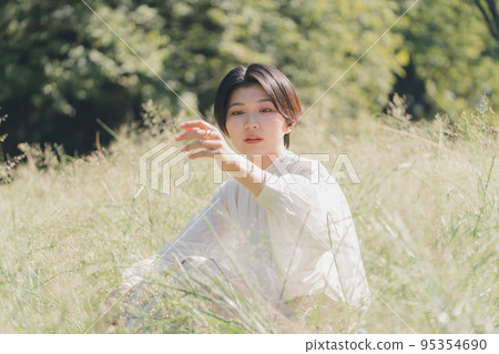 女生 女孩 女性 95354690