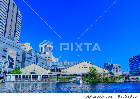 [Urban scenery of Tokyo] Scenery around Tennozu Isle 95358919