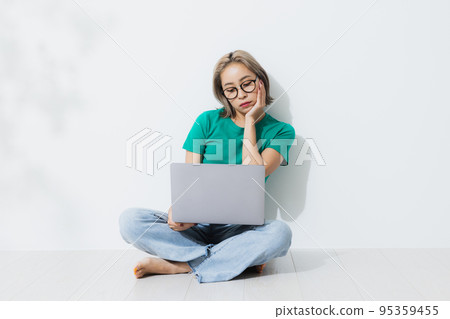 Female personal computer 95359455