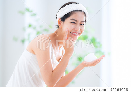 洗臉女人美容美容清潔 95361638