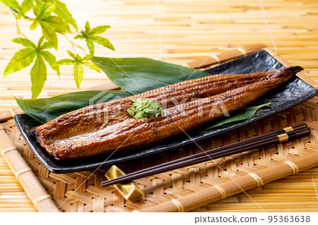 烤鰻魚 95363638