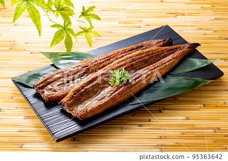 國內鰻魚串 95363642