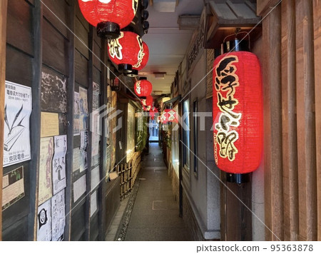 October 22, 2022 Dotonbori Ukiyo Koji October 22, 2022 Dotonbori Ukiyo Koji 95363878