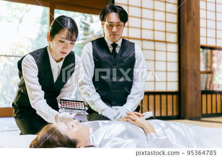 死妝殯儀員(美容衛生) 死妝殯儀員(美容衛生) 95364785