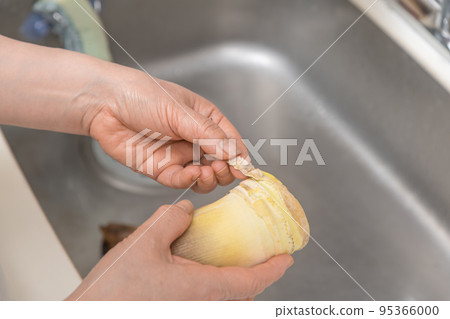 【準備去筍、去皮】 【準備去筍、去皮】 95366000