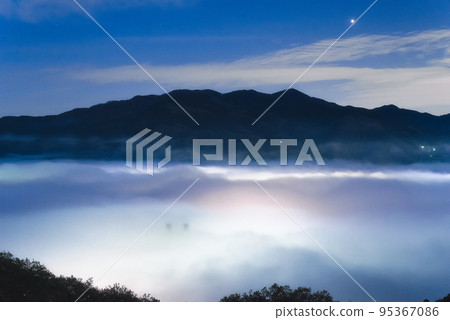 Chichibu Sea of Clouds, the closest spot to the city center Chichibu Sea of Clouds, the closest spot to the city center 95367086