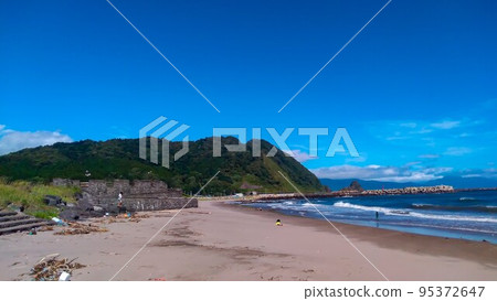 Rebunka Beach in Summer Rebunka Beach in Summer 95372647
