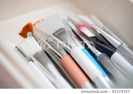 many different clean brushes for beauty procedures 95374307