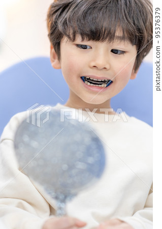 兒童牙齒牙齒健康成長 95376379