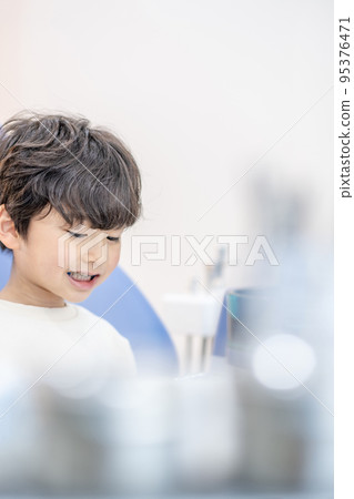 兒童牙齒牙齒健康成長 兒童牙齒牙齒健康成長 95376471