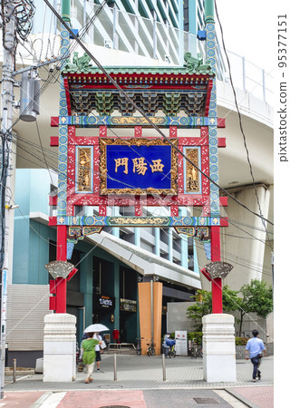 Cityscape of Ishikawacho, Yokohama Chuka Gate at Ishikawacho Station 95377151