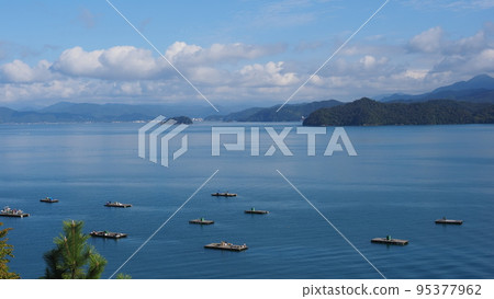 Obama Bay fishing raft Obama Bay fishing raft 95377962