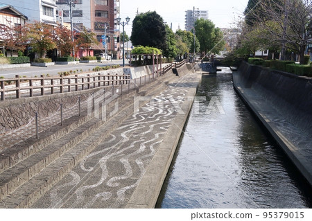 Suimon River and Shiki no Michi Suimon River and Shiki no Michi 95379015