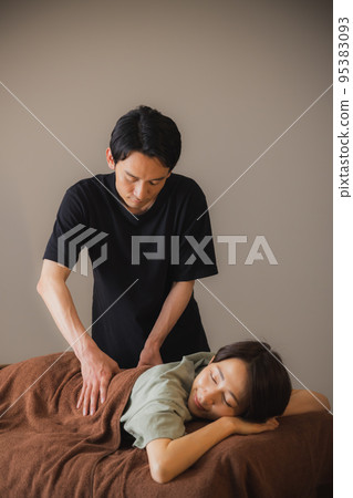 Body massage 95383093