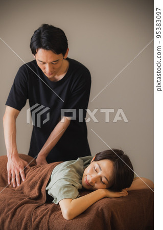 Body massage 95383097