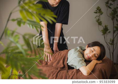 Body massage 95383099