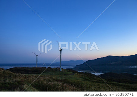 Wind-power generation  95390771