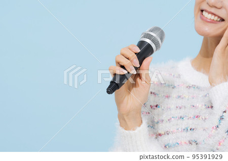 Woman singing a song Woman singing a song 95391929