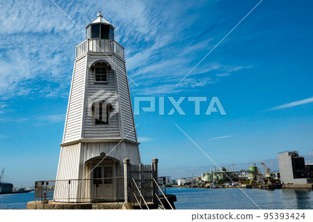 Old Sakai Lighthouse 95393424