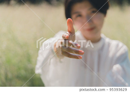 Handshake, handshake, handshaking 95393629