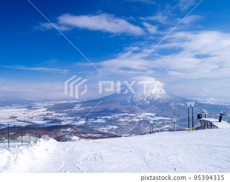 View of Mt. Yotei from the ski resort (Niseko, Hokkaido) 95394315