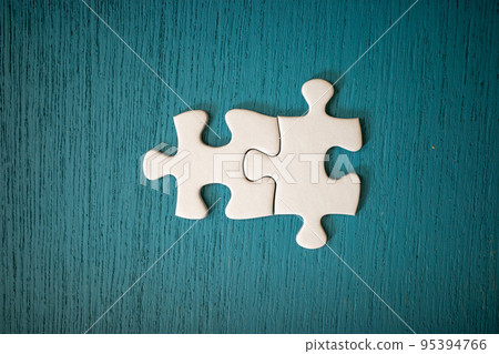 Docking puzzle pieces (mystery solving) Docking puzzle pieces (mystery solving) 95394766