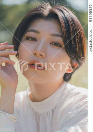 女生 女孩 女性 95396586