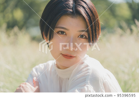 youthful, female, lady 95396595