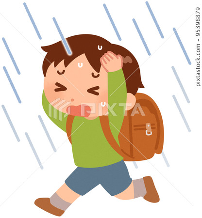 男孩在雨中奔跑 95398879